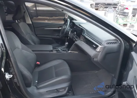 2025 Toyota Camry Xle from USA, damaged, VIN 4T1DAACK3SU082105